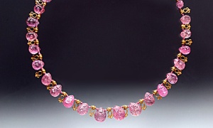 Necklace: Pink Tourmaline, 18K gold
