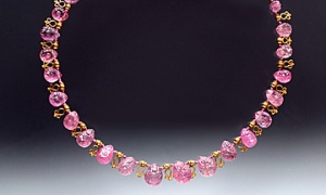 Necklace: Pink Tourmaline, 18K gold